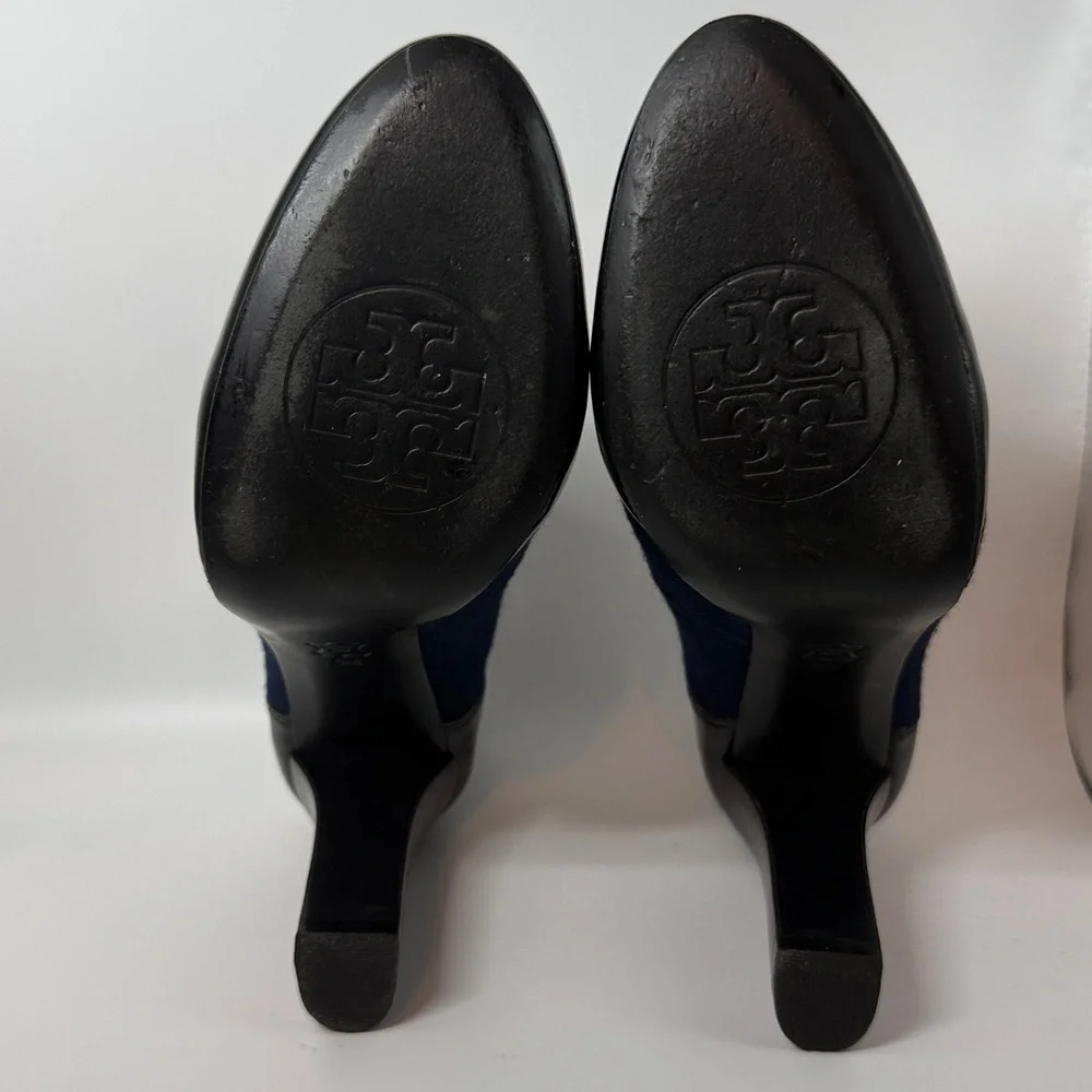 Tory Burch Leighton Women’s Sz 8 Wing Tip Style Ankle Booties Navy & Black Heels